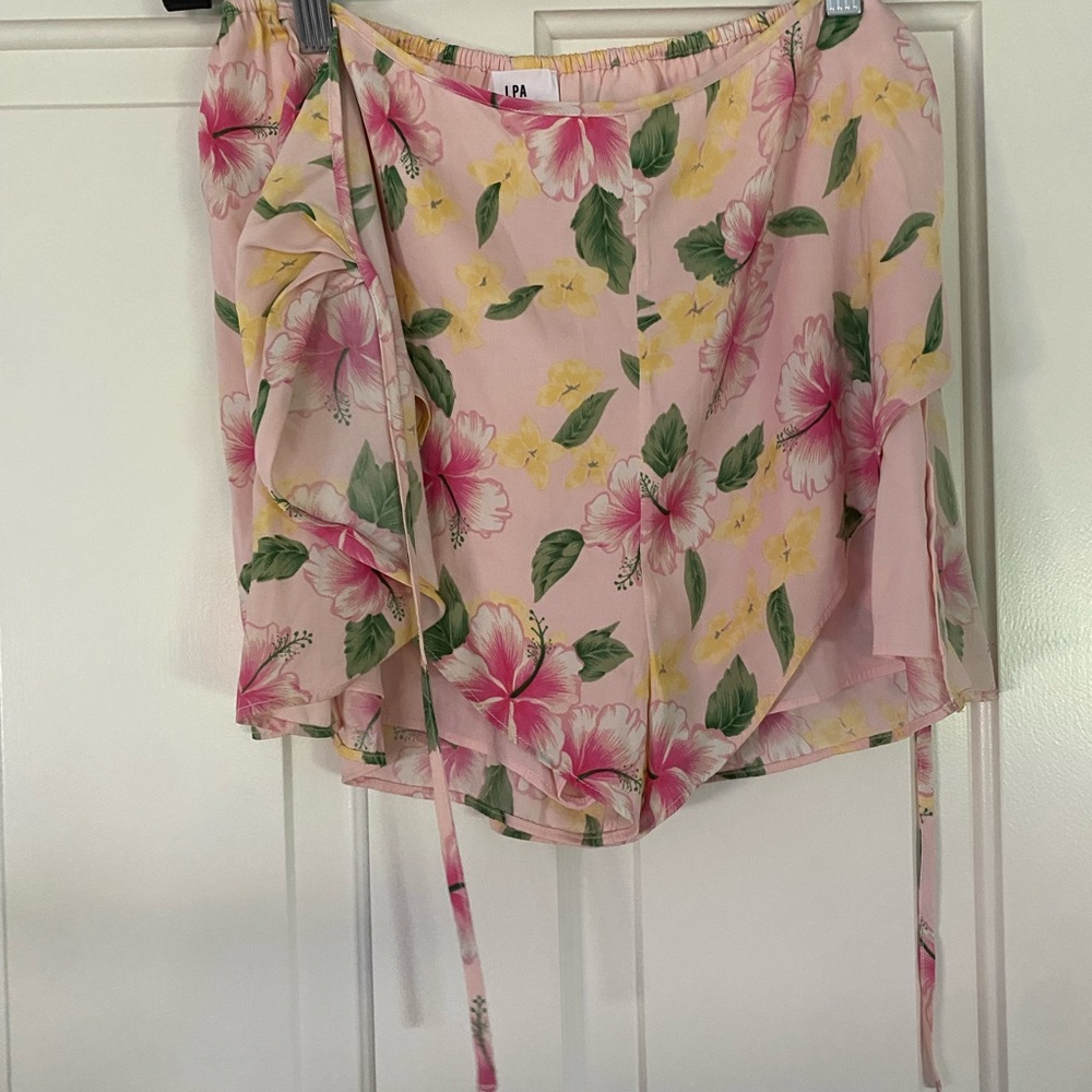 LPA Benni Short in Layla Floral